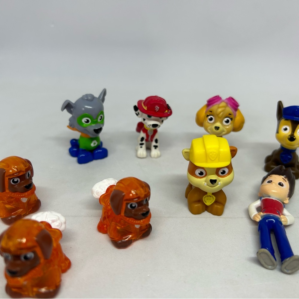 Paw Patrol Spin Master 9PC Play Set.